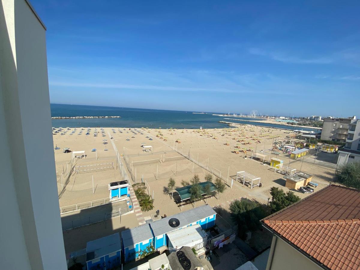 Hotel Caesar Paladium Римини Экстерьер фото